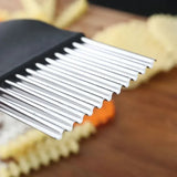 Couteau à Frites Ondulé en Inox – Trancheur Gaufré pour Légumes & Pommes de Terre