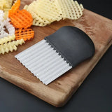 Couteau à Frites Ondulé en Inox – Trancheur Gaufré pour Légumes & Pommes de Terre