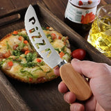 Couteau Roulette à Pizza en Acier Inoxydable – Manche en Chêne, Coupe-Tarte & Outil de Pâtisserie